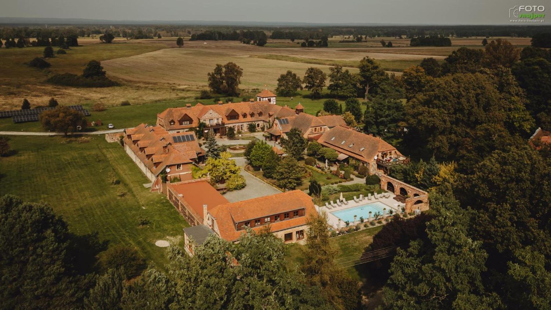Zabi Dwor - Hotel - Restauracja - Spa Zielona Góra Exteriör bild